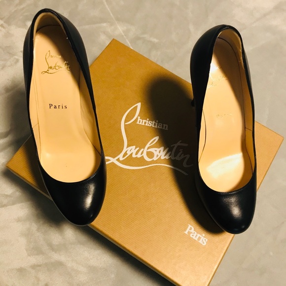 Louboutin - Picture 6 of 7